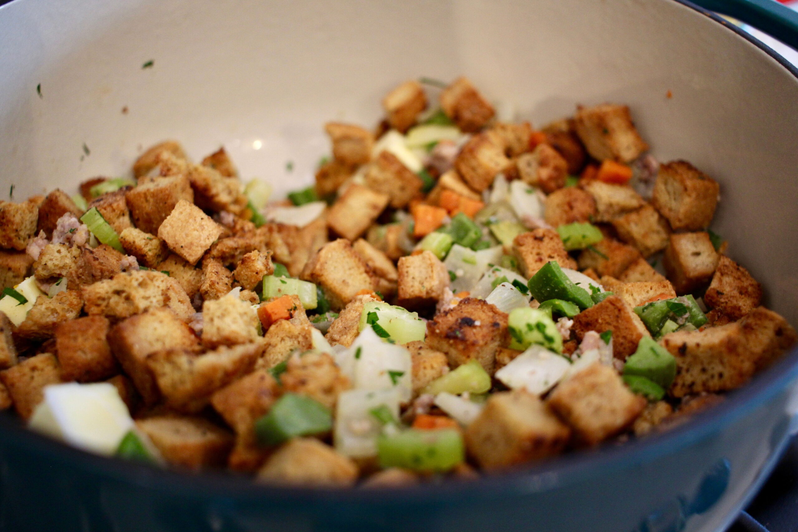 thanksgiving sourdough stuffing
